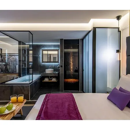 Platinum * Rethymno