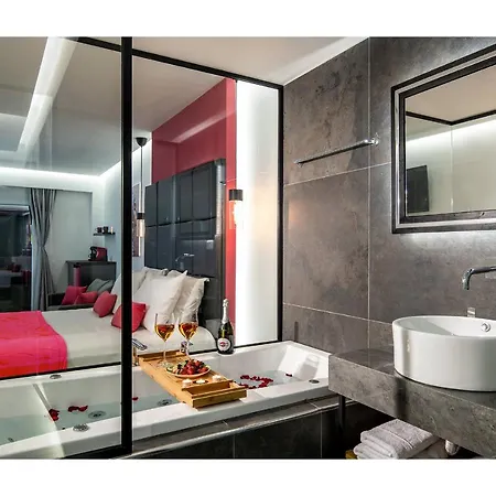 Platinum * Rethymno